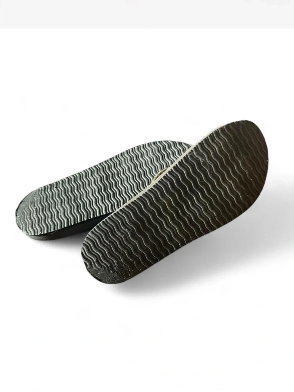 Plaka comfortable women